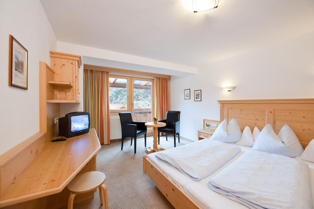S'Hoamatl Otel Obergurgl Oda fotoğraf